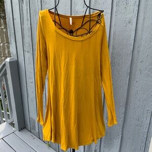Isaac Liev Women’s Blouse (Mustard Color = Size L)
